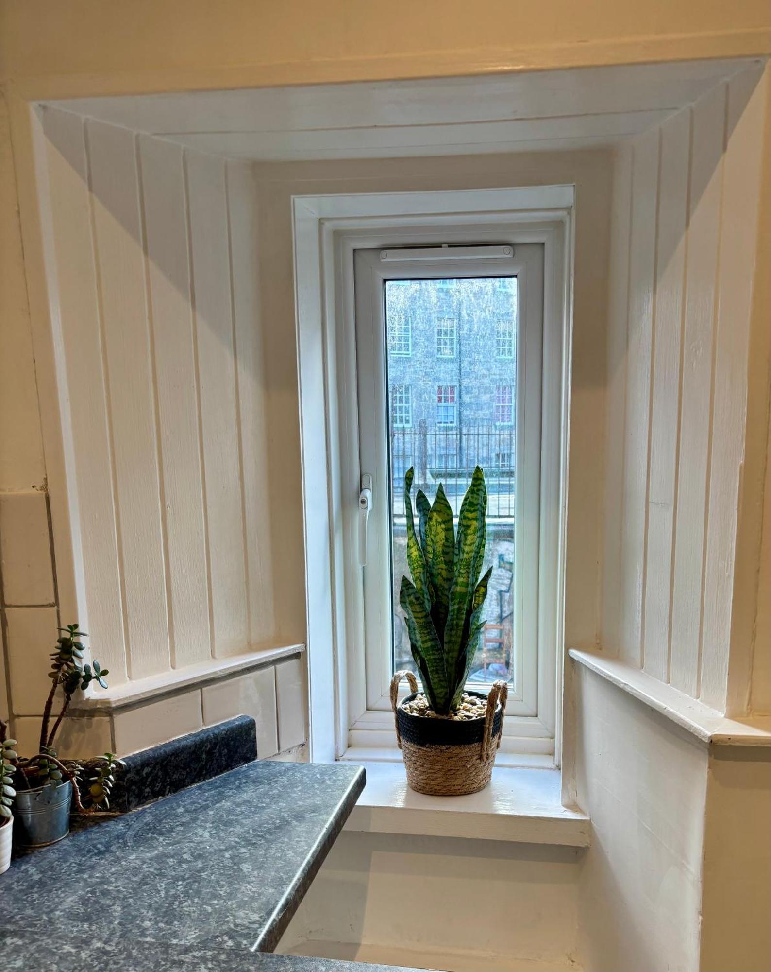 Bread Street, Central And Spacious One Bed Flat EDI Eksteriør billede